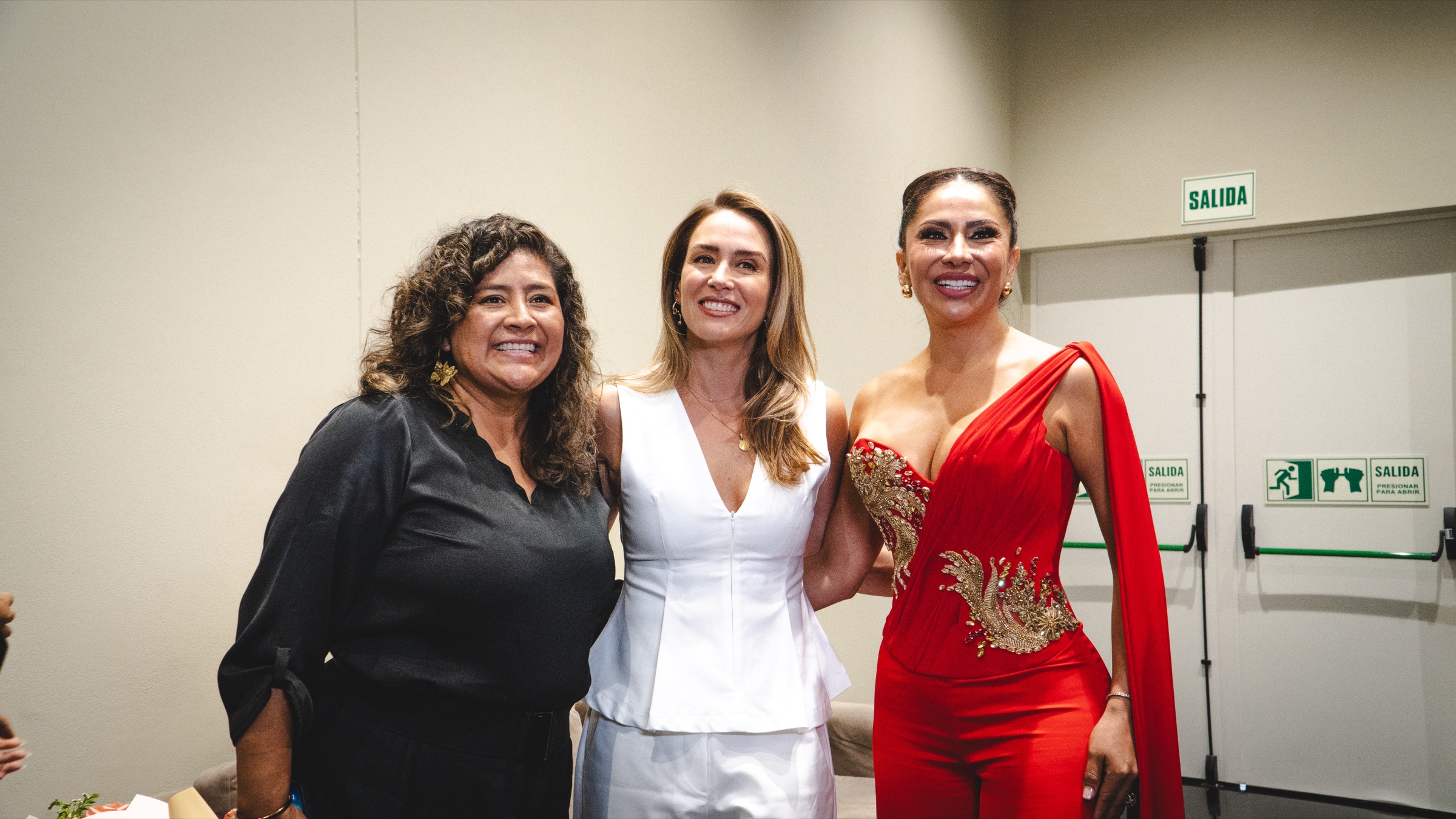 Fotografía del evento Cambio y Fuera